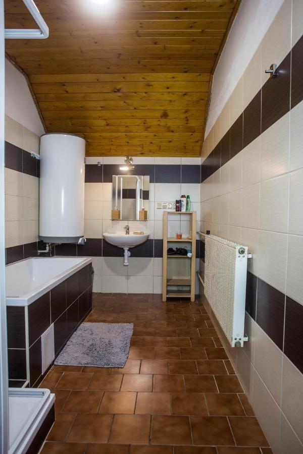 Apartmány Ve Mlejně Cachrov Exterior foto