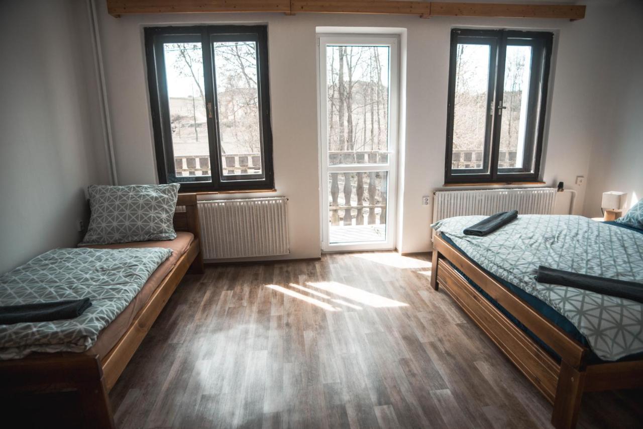 Apartmány Ve Mlejně Cachrov Exterior foto