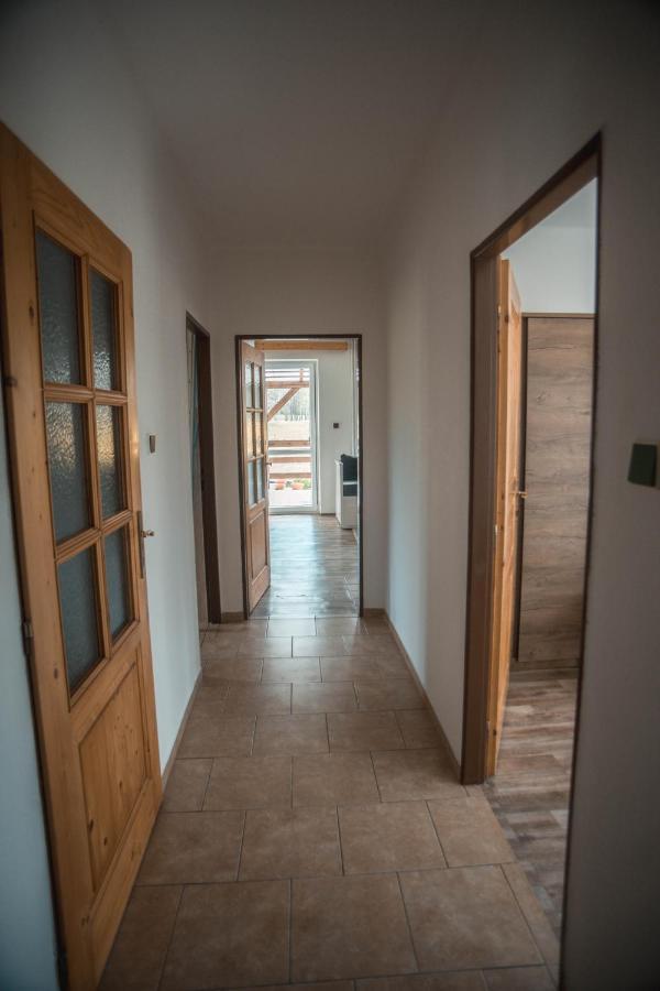 Apartmány Ve Mlejně Cachrov Exterior foto