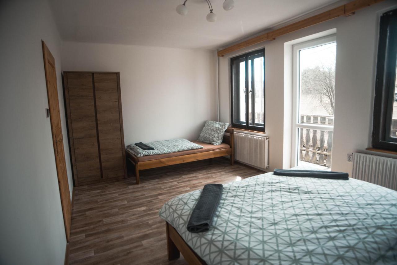 Apartmány Ve Mlejně Cachrov Exterior foto