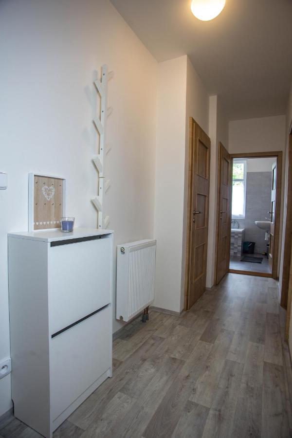 Apartmány Ve Mlejně Cachrov Exterior foto