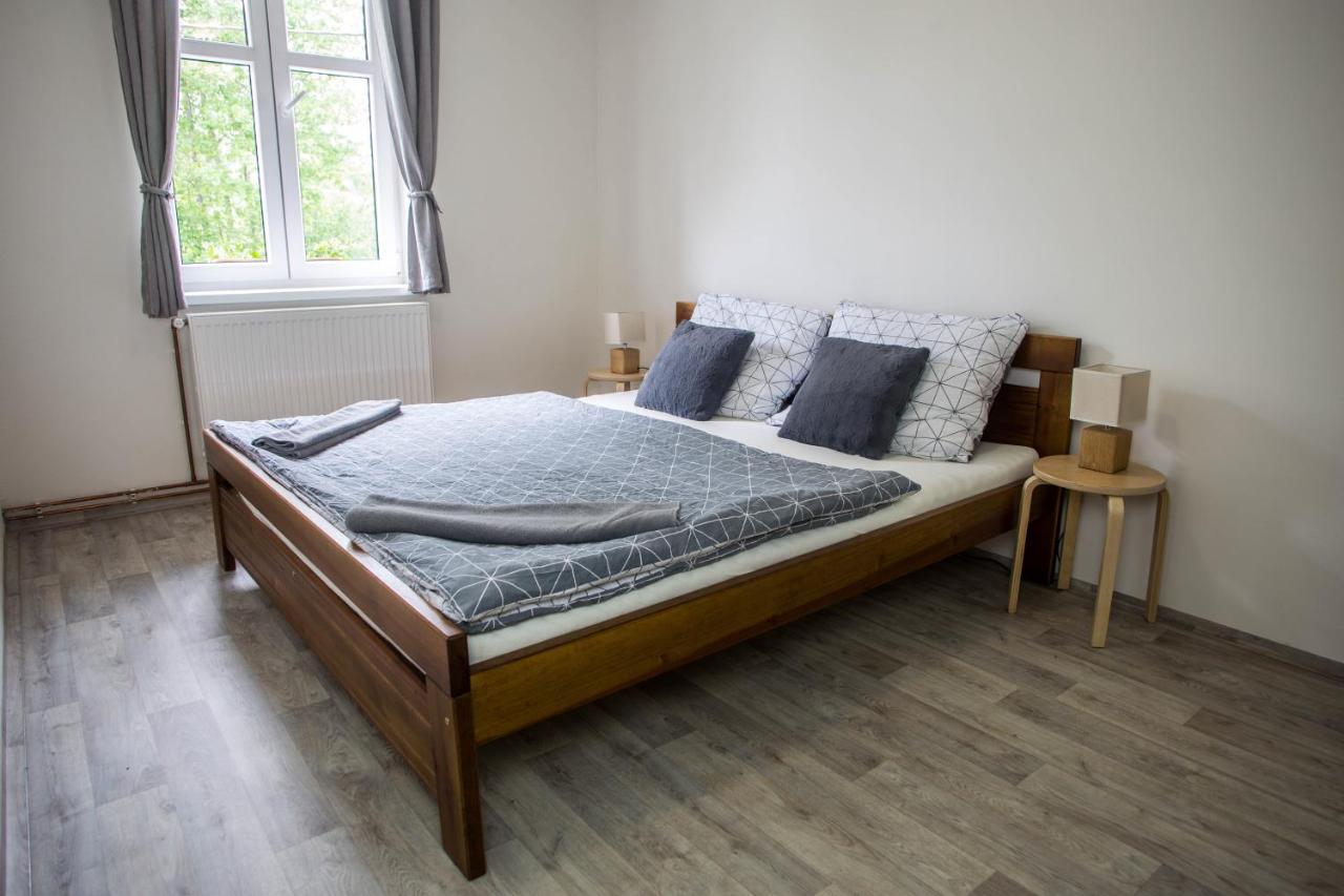 Apartmány Ve Mlejně Cachrov Exterior foto
