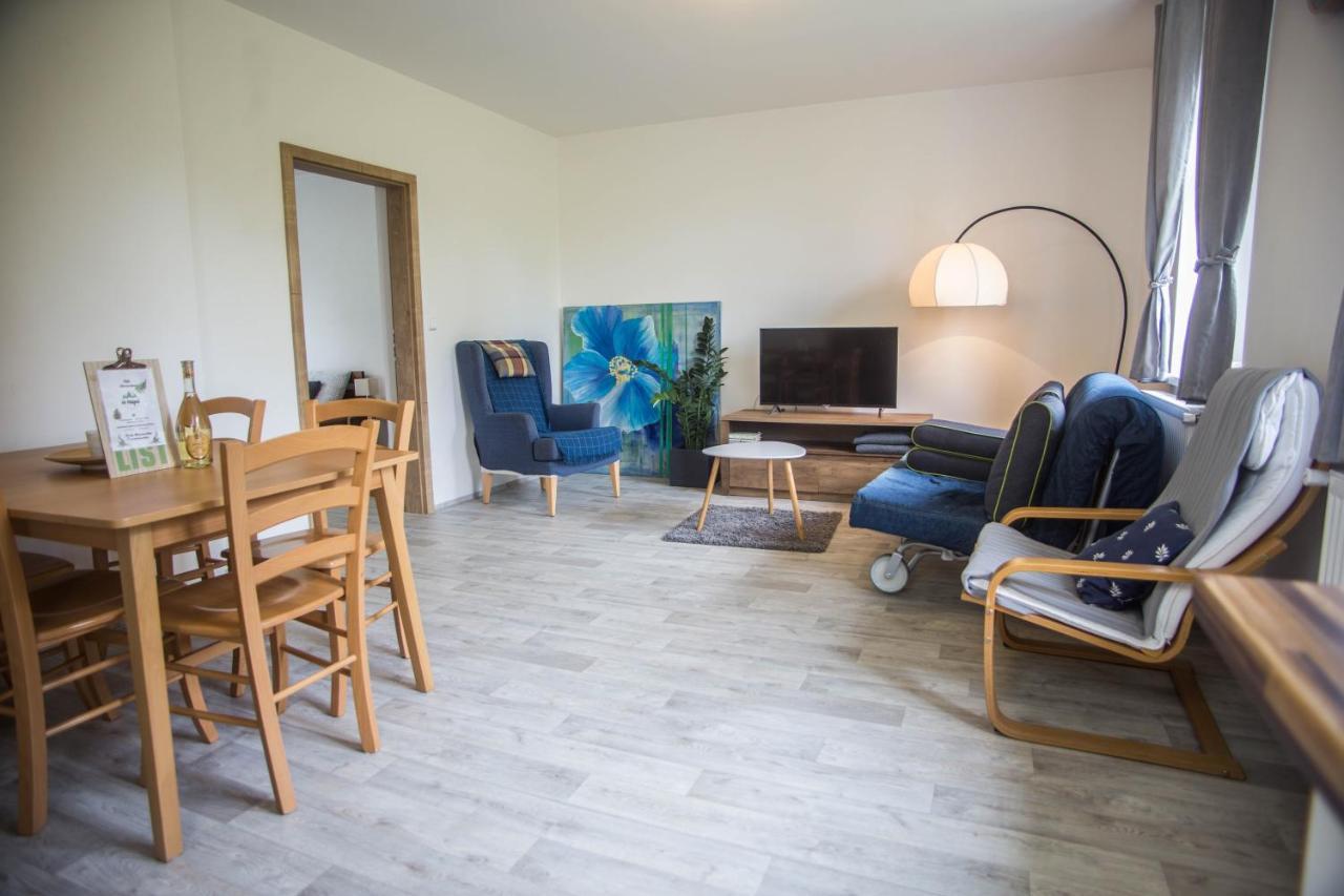 Apartmány Ve Mlejně Cachrov Exterior foto